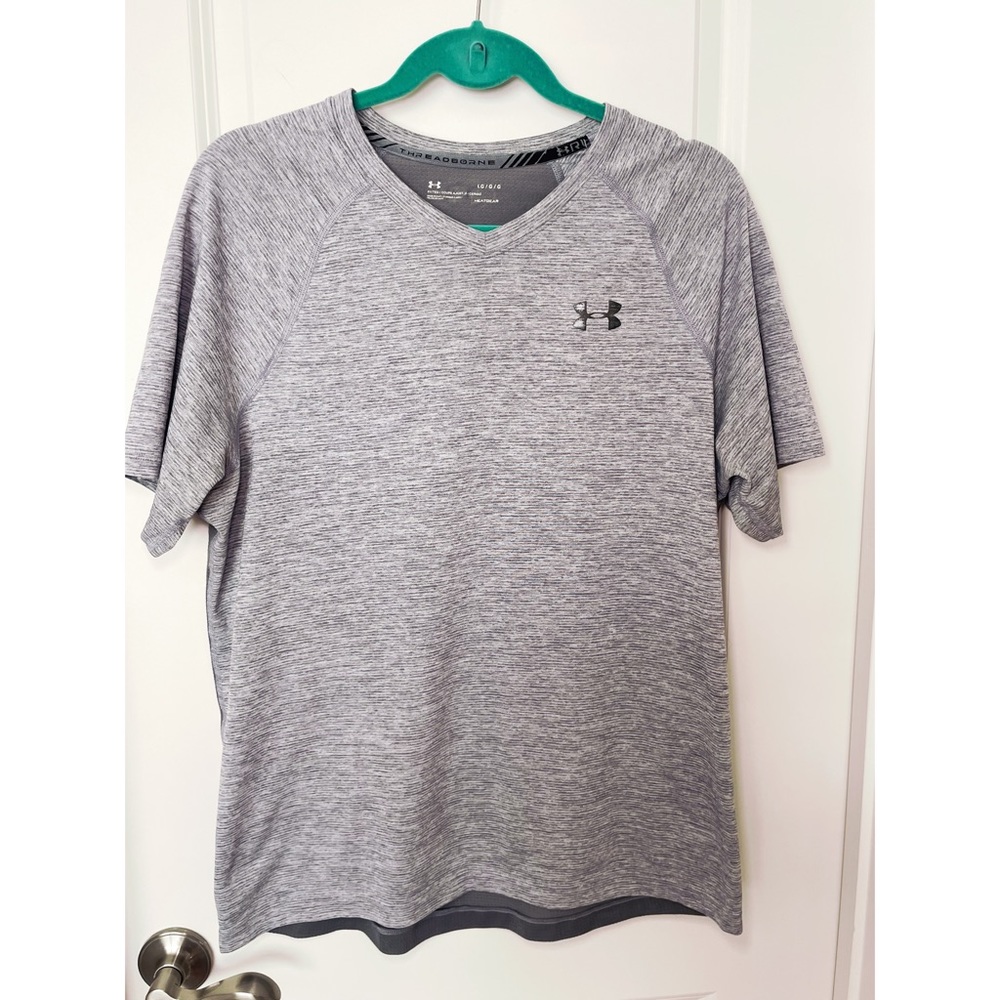Under Armour - Heat‎ Gear Dry Fit Athletic Shirt